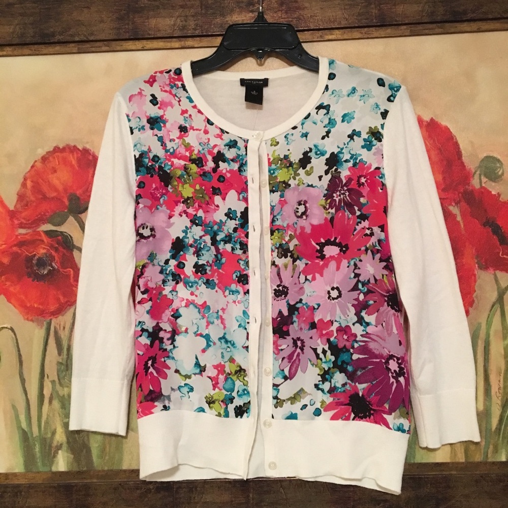 NWT Ann Taylor LOFT floral cardigan size small